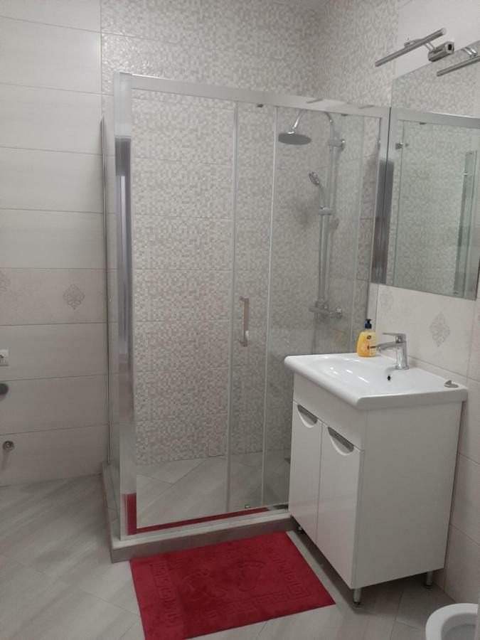 Apartment In Serbska Lviv Eksteriør billede